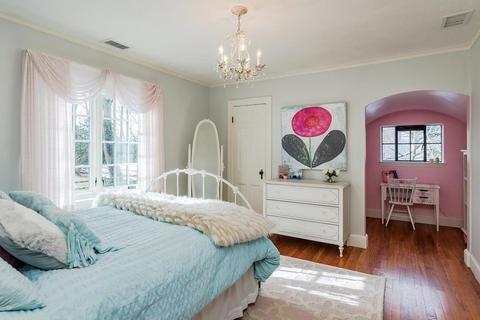 54 Shaw Rd, Brookline, MA 02467 photo 12