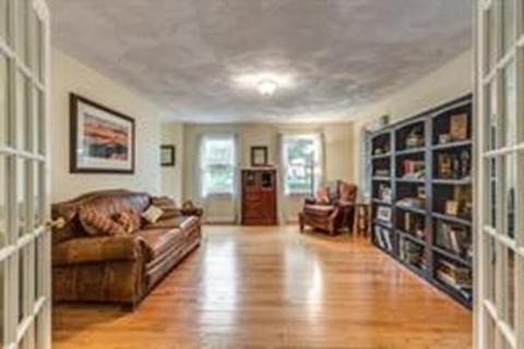 17 Cole St, Beverly, MA 01915 photo 5