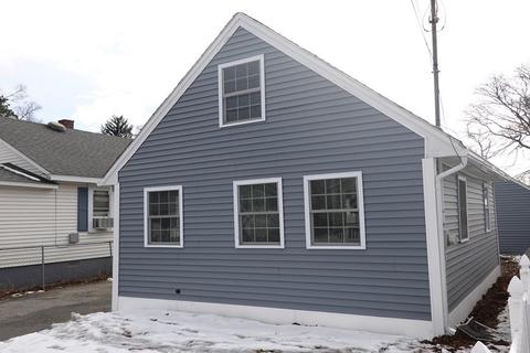 14 Swift Ave, Wareham, MA 02571 photo 2