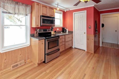 28 Harrison St, Maynard, MA 01754 photo 7