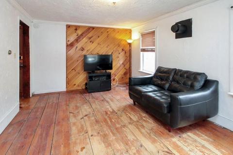 28 Harrison St, Maynard, MA 01754 photo 9