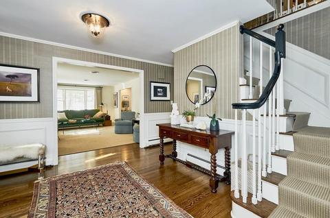 88 Stratford Rd, Needham, MA 02492 photo 3