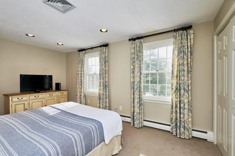 88 Stratford Rd, Needham, MA 02492 photo 22