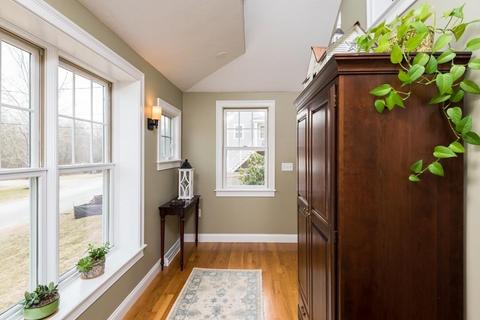40 Fairview St, Hingham, MA 02043 photo 3
