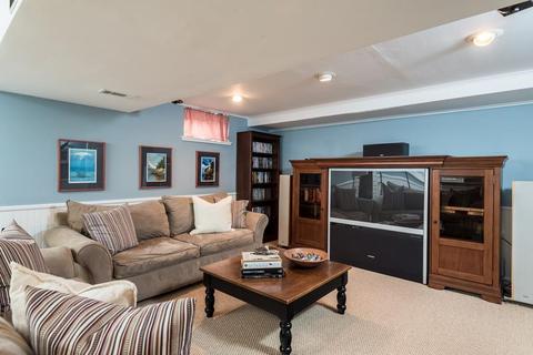 40 Fairview St, Hingham, MA 02043 photo 24