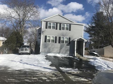8 Ashley St, Worcester, MA 01604 photo 1