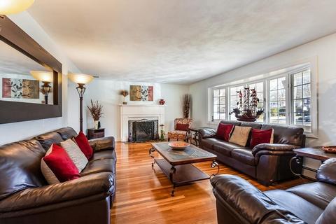 134 Spring Ln, Canton, MA 02021 photo 3