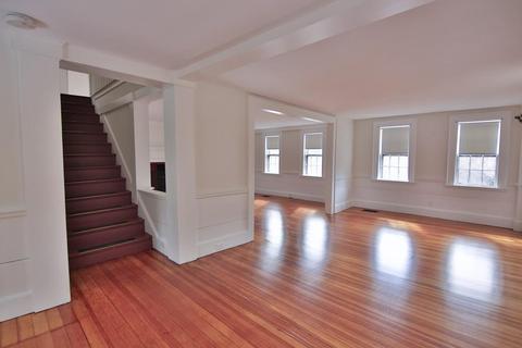 25 Concord St, Gloucester, MA 01930 photo 10