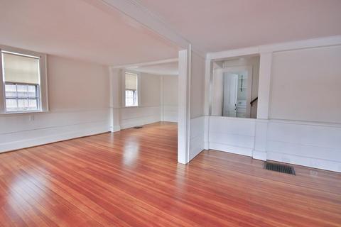 25 Concord St, Gloucester, MA 01930 photo 11