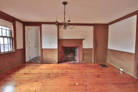 25 Concord St, Gloucester, MA 01930 photo 13