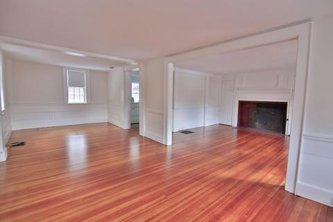 25 Concord St, Gloucester, MA 01930 photo 8