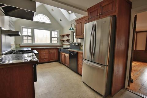 25 Concord St, Gloucester, MA 01930 photo 17