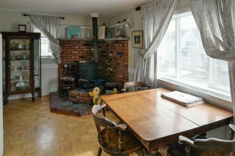 22 Roundy St, Beverly, MA 01915 photo 16