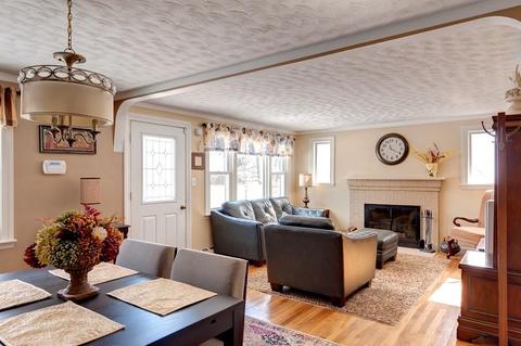 417 Mill St, Worcester, MA 01602 photo 3