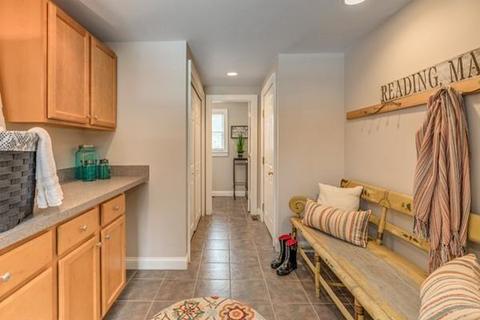32 Shelby Rd, Reading, MA 01867 photo 22