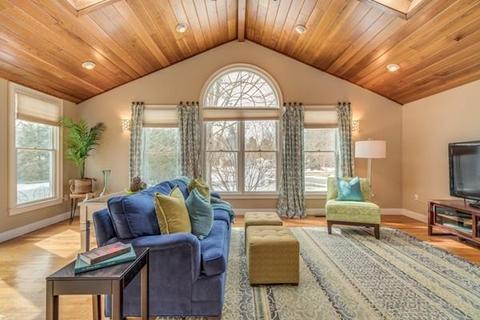 32 Shelby Rd, Reading, MA 01867 photo 12