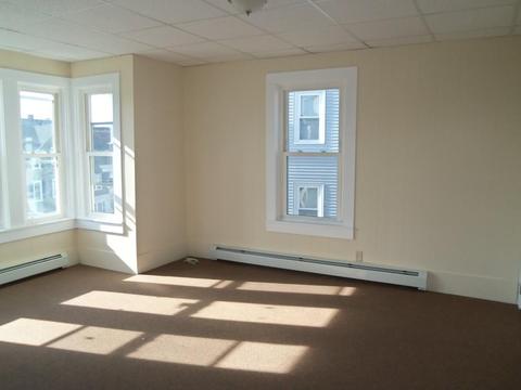 58 Holden St, Fall River, MA 02723 photo 3
