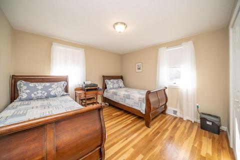 155 Bolton St, Springfield, MA 01119 photo 22