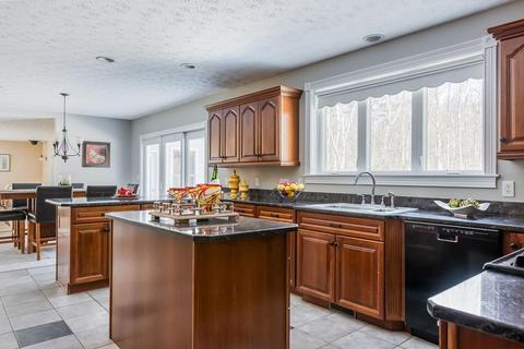9 Haydn Dr, Atkinson, NH 03811 photo 7