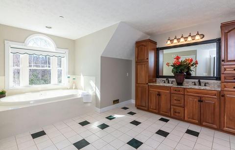 9 Haydn Dr, Atkinson, NH 03811 photo 21