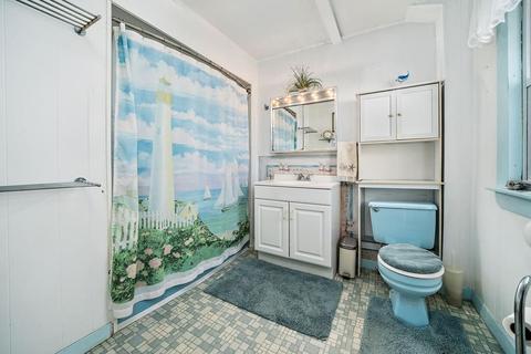 8 Wall Ct, Canton, MA 02021 photo 12