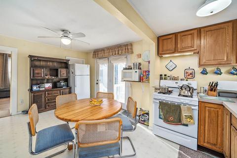 8 Wall Ct, Canton, MA 02021 photo 3