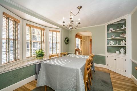 192 Washington St, Reading, MA 01867 photo 4