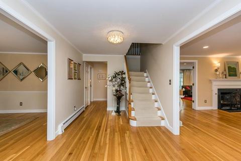 5 Abbott Rd, Dover, MA 02030 photo 2