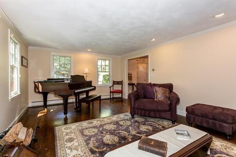57 Gatewood Dr, Needham, MA 02492 photo 6