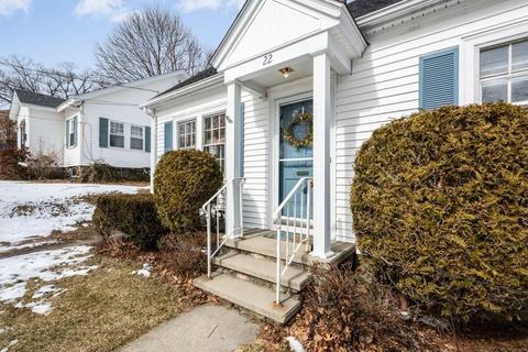 22 Lansing Ave, Worcester, MA 01605 photo 3