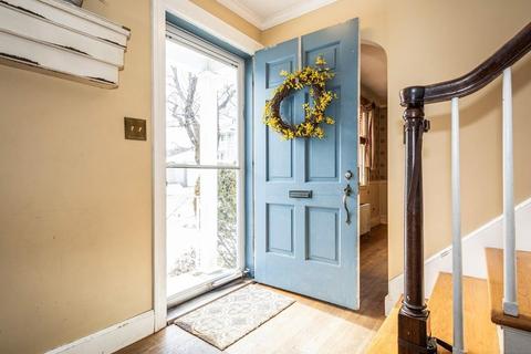 22 Lansing Ave, Worcester, MA 01605 photo 4