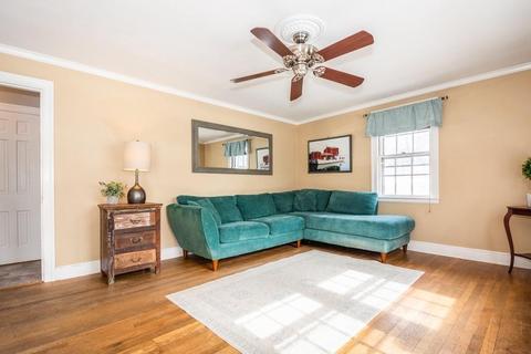 22 Lansing Ave, Worcester, MA 01605 photo 9