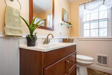 22 Lansing Ave, Worcester, MA 01605 photo 23