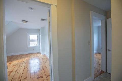 6 Chestnut St #3, Gloucester, MA 01930 photo 9