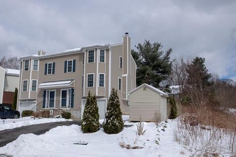 102 Upland St, Worcester, MA 01607 photo 2