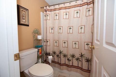 102 Upland St, Worcester, MA 01607 photo 17