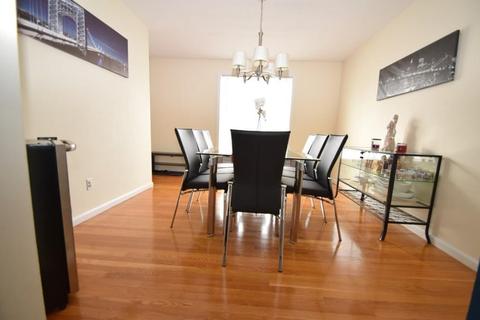 14 Plain St, Randolph, MA 02368 photo 8