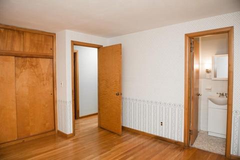 33 Cornwall St, Springfield, MA 01104 photo 16