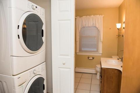 33 Cornwall St, Springfield, MA 01104 photo 15