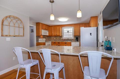 39 Woodrow St, Hudson, MA 01749 photo 10