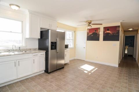 4 Roberta Ln, Lawrence, MA 01843 photo 19