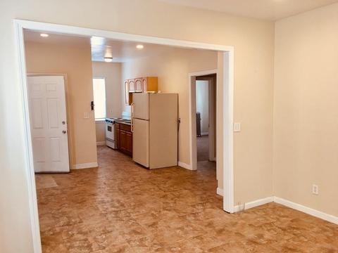 34 Grove St, Springfield, MA 01107 photo 3
