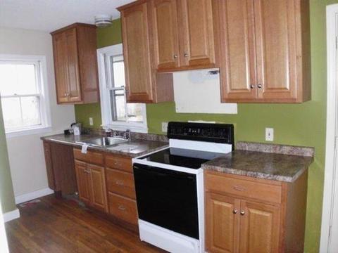 12 Washington Ave, Bourne, MA 02532 photo 2
