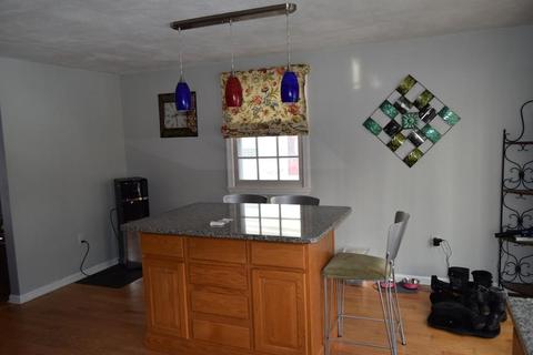 40 Collins St #A, Danvers, MA 01923 photo 3