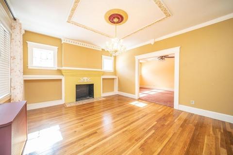 68 Kimberly Ave, Springfield, MA 01108 photo 6