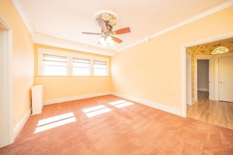 68 Kimberly Ave, Springfield, MA 01108 photo 7