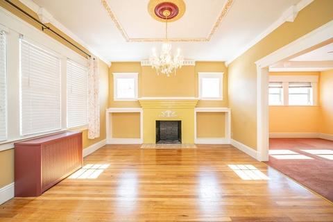 68 Kimberly Ave, Springfield, MA 01108 photo 5