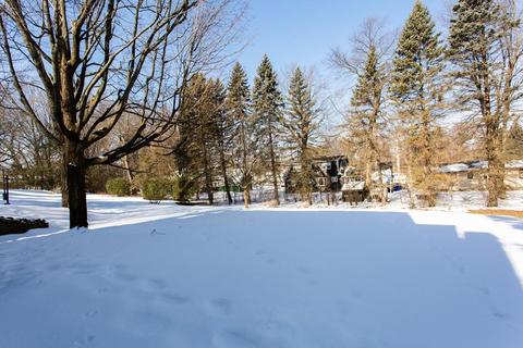 96 Roy St, Springfield, MA 01104 photo 3