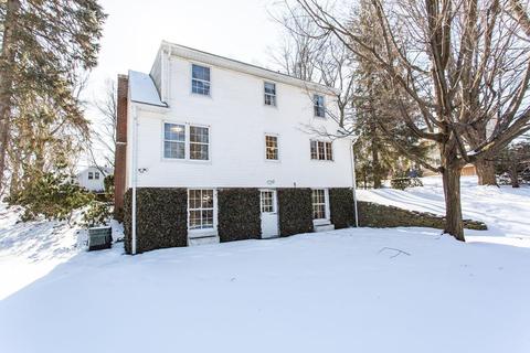 96 Roy St, Springfield, MA 01104 photo 2