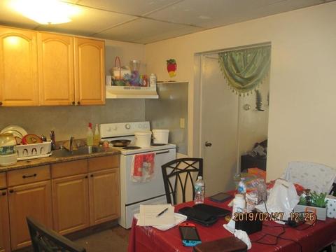 18 Putnam Cir, Springfield, MA 01104 photo 5